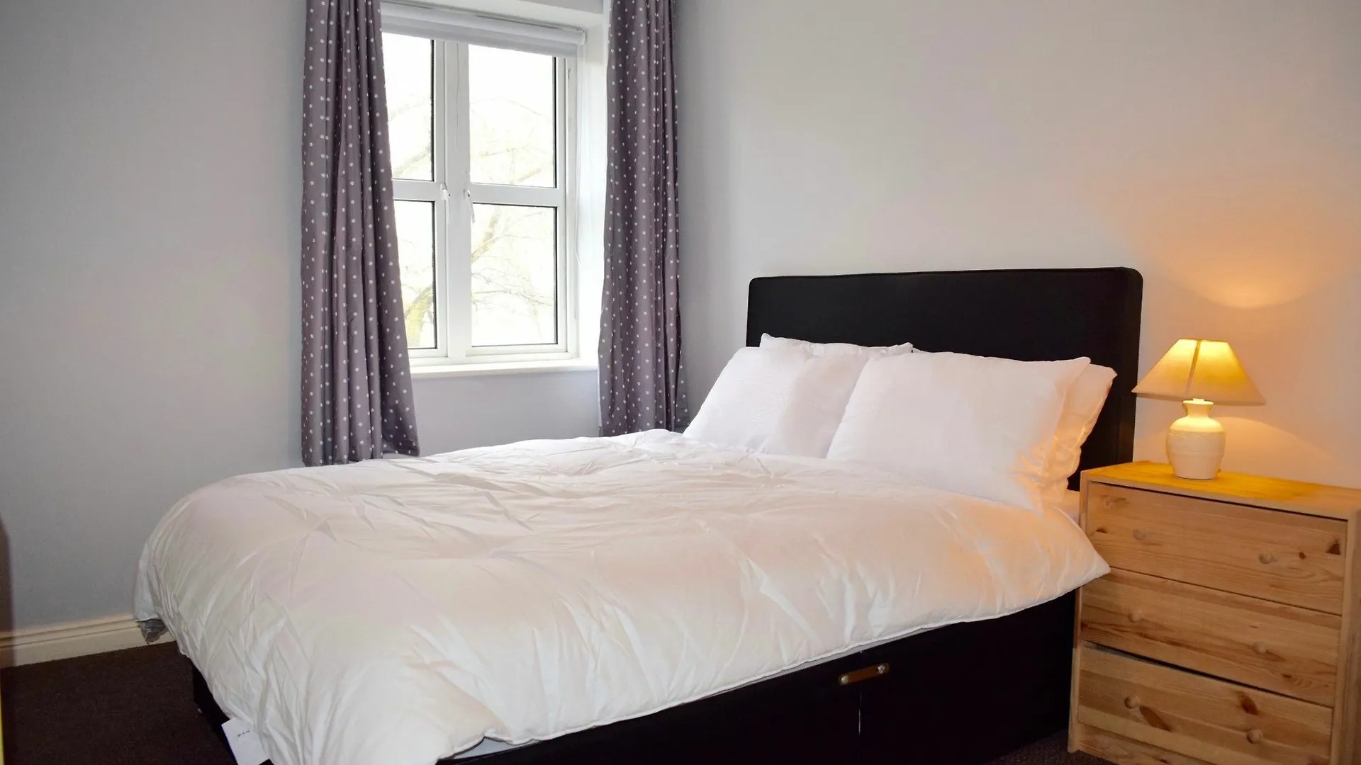 Two Bedroom Apartment In Dublin 0*,  Ireland